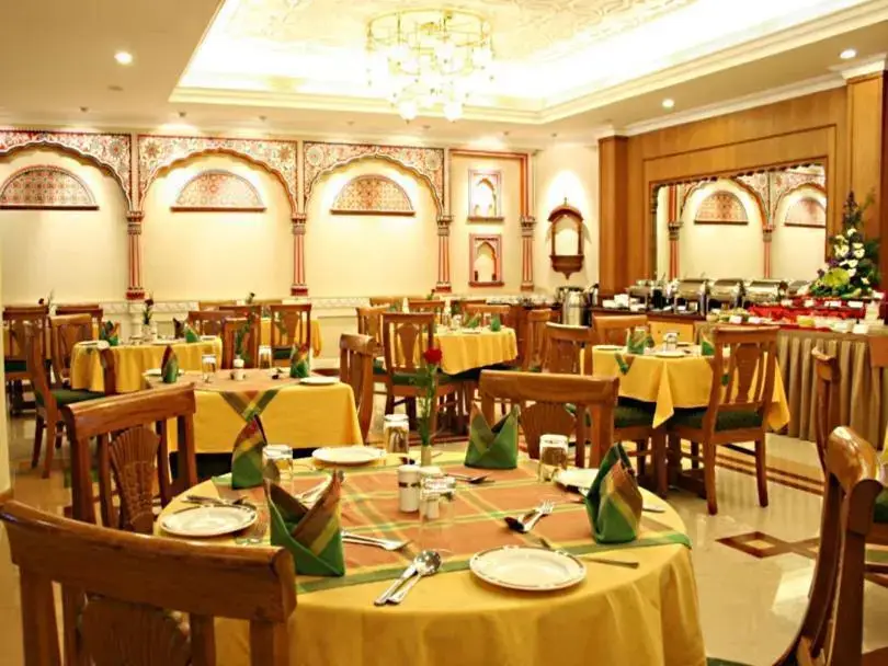 Недумбассери: Abad Airport Hotel
