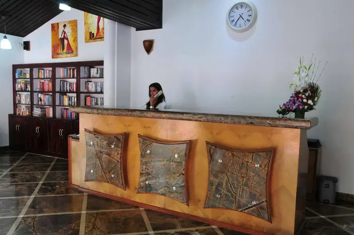 Вагатор: Leoney Resort