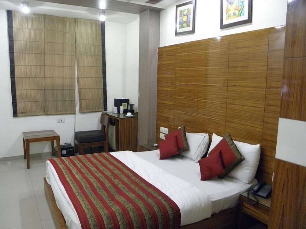 Нью-Дели: Hotel Chanchal Continental