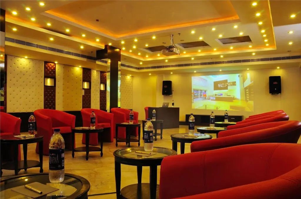 Нью-Дели: Hotel The Pearl - Newly Renovated in City Centre