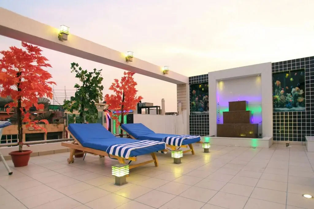 Нью-Дели: Hotel The Pearl - Newly Renovated in City Centre