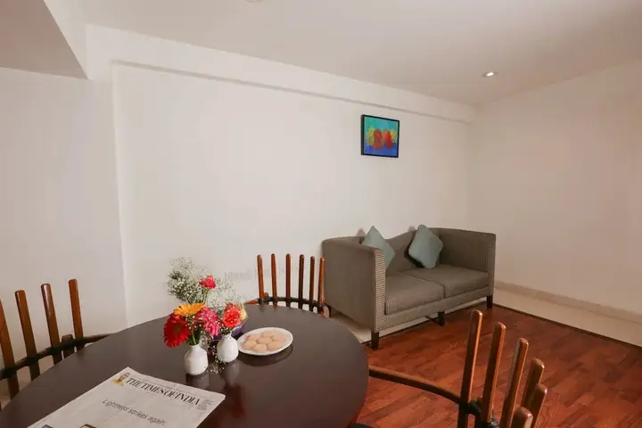Бангалор: Hotel Trinity Isle