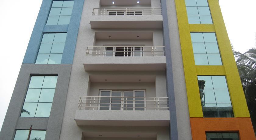 Falcons Nest Service Apartment - Vizag — фото 1