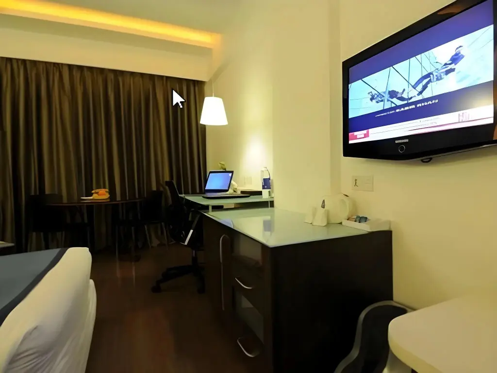Хидерабад: The Central Court Hotel