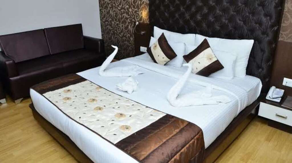 Нью-Дели: Hotel Surya International