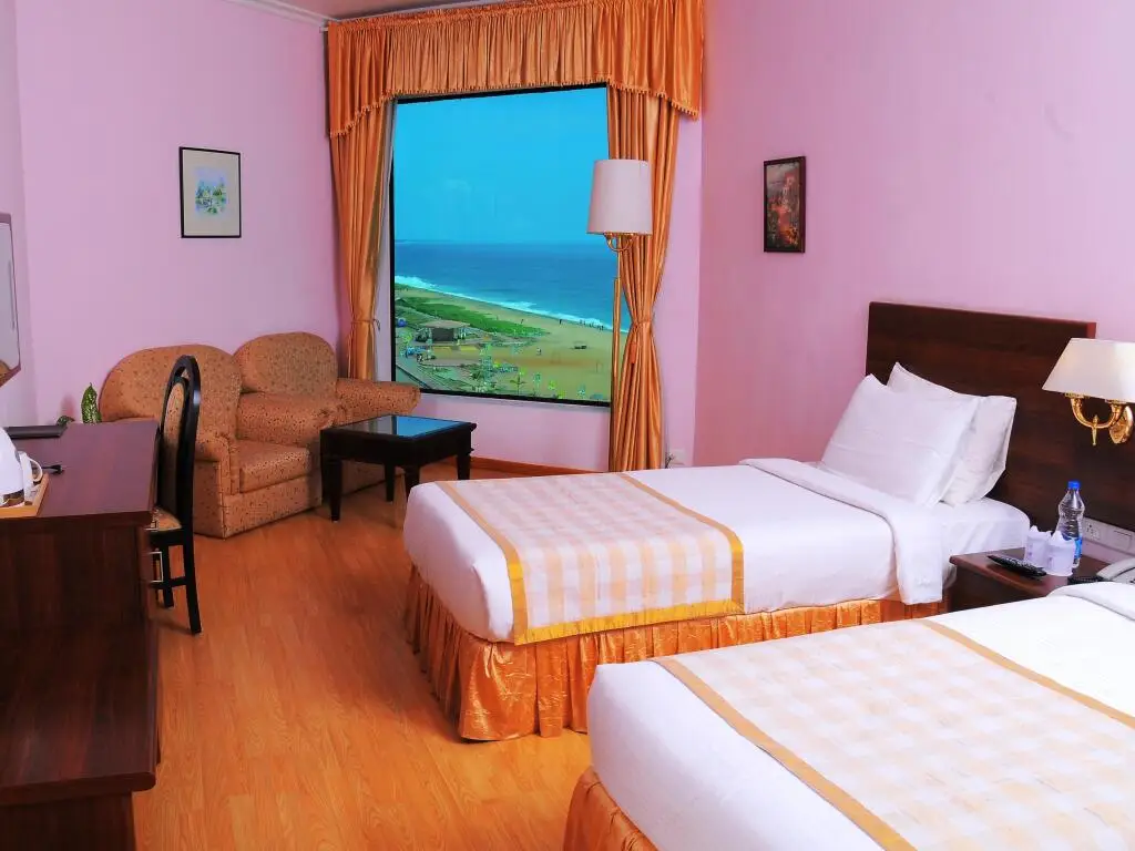 Коллам: The Quilon Beach Hotel and Convention Center