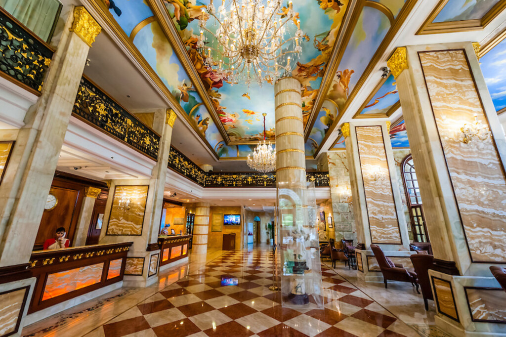 Нью-Дели: Hotel The Royal Plaza