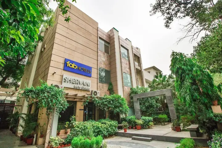 Нью-Дели: FabHotel Prime Shervani