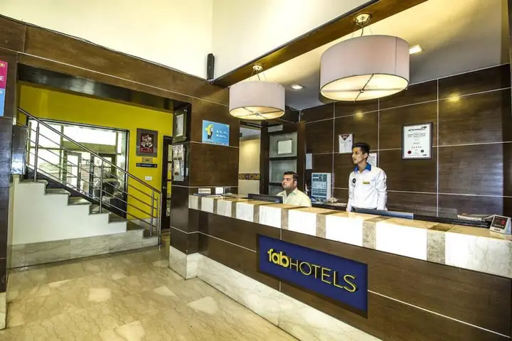 Нью-Дели: FabHotel Prime Shervani