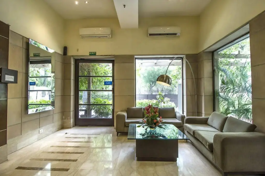 Нью-Дели: FabHotel Prime Shervani