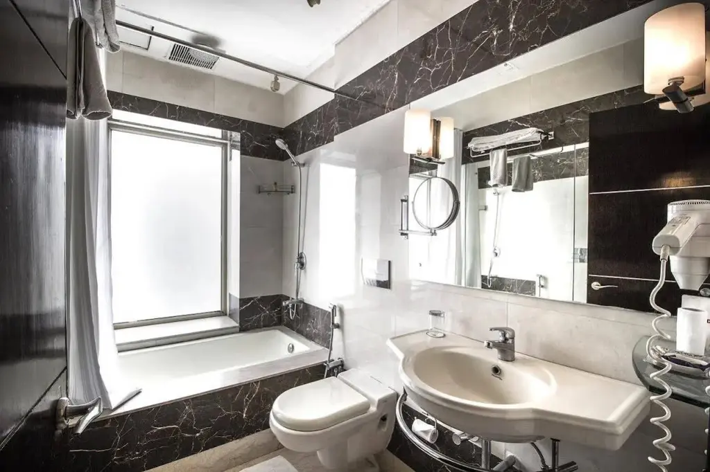 Нью-Дели: FabHotel Prime Shervani