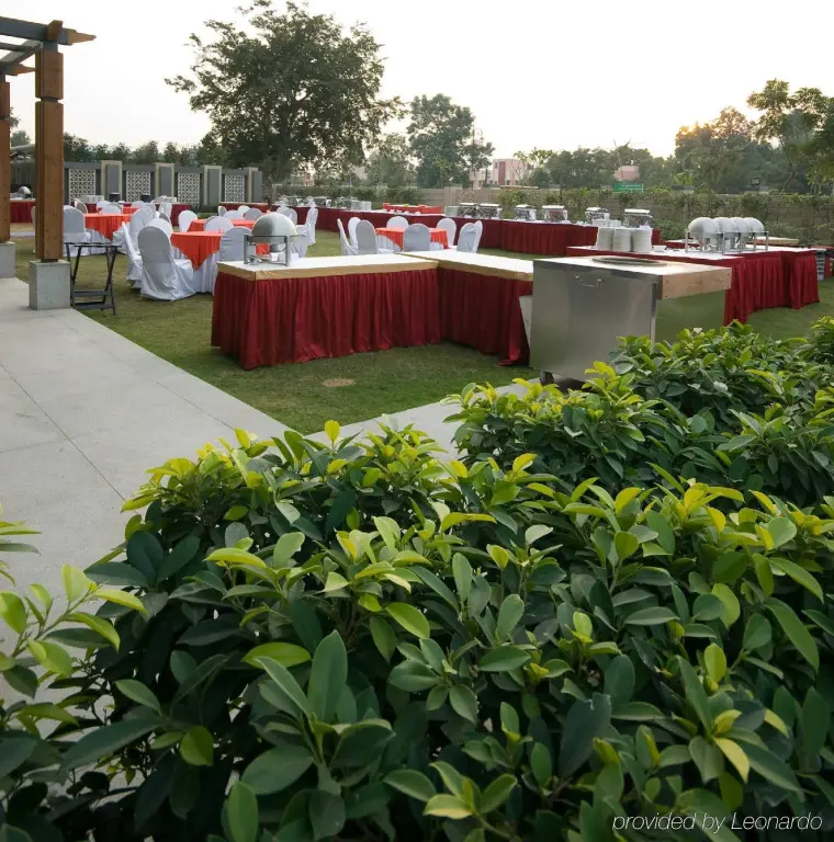 Джайпур: The Fern Jaipur, Series by Marriott