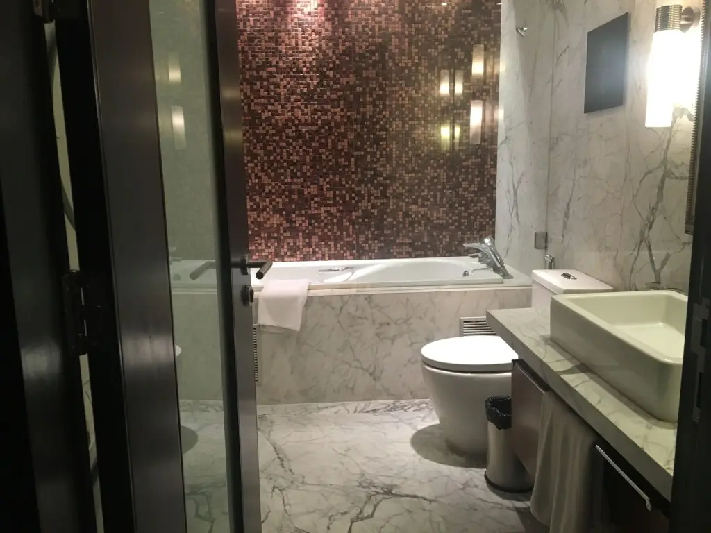 Бангалор: Oakwood Premier Prestige - UB City