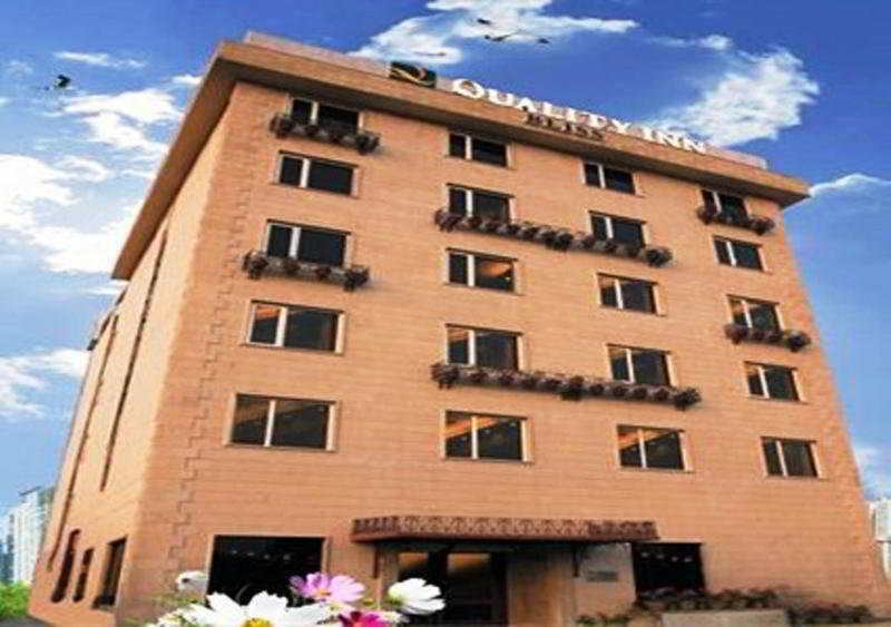 Гуруграм: Quality Inn Bliss