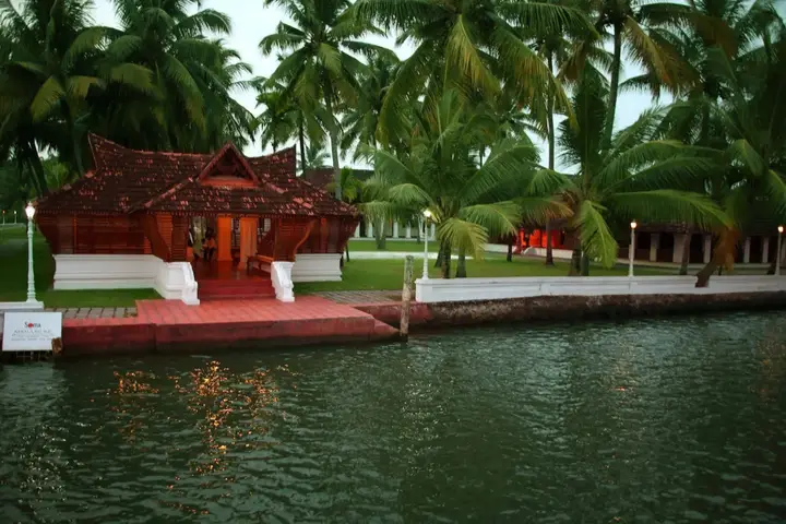 Мухамма: Soma Kerala Palace