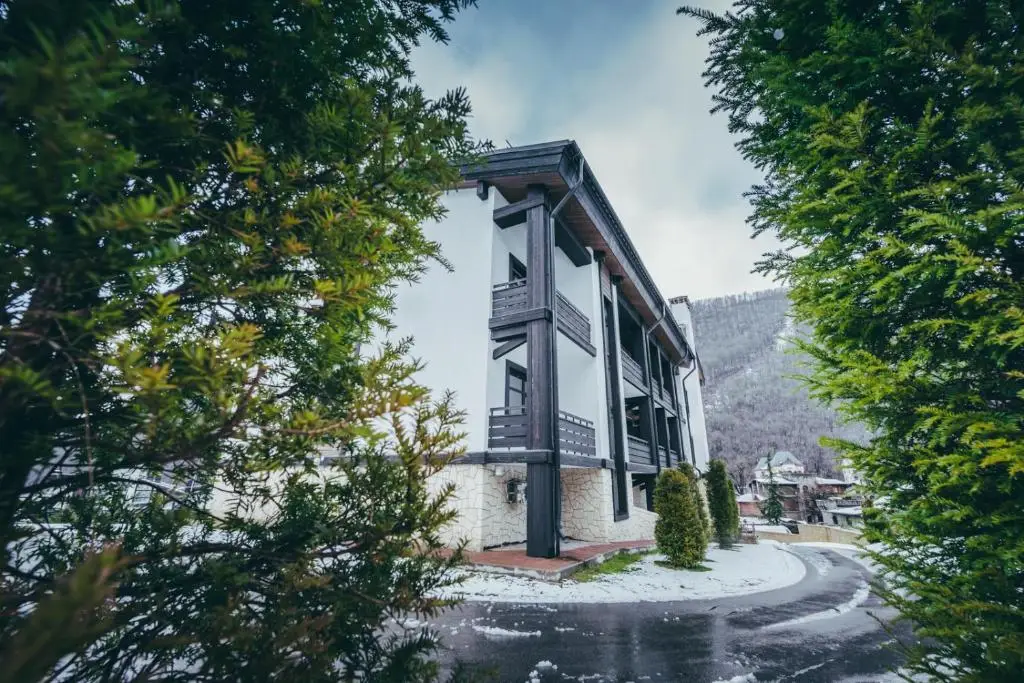 Эсто-Садок: Guest House Alpika