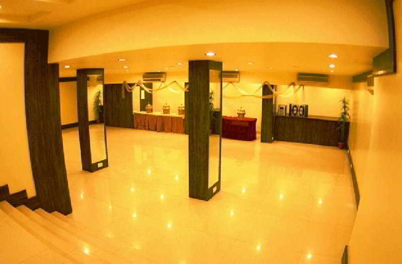 Нагпур: Hotel Siddhartha Inn