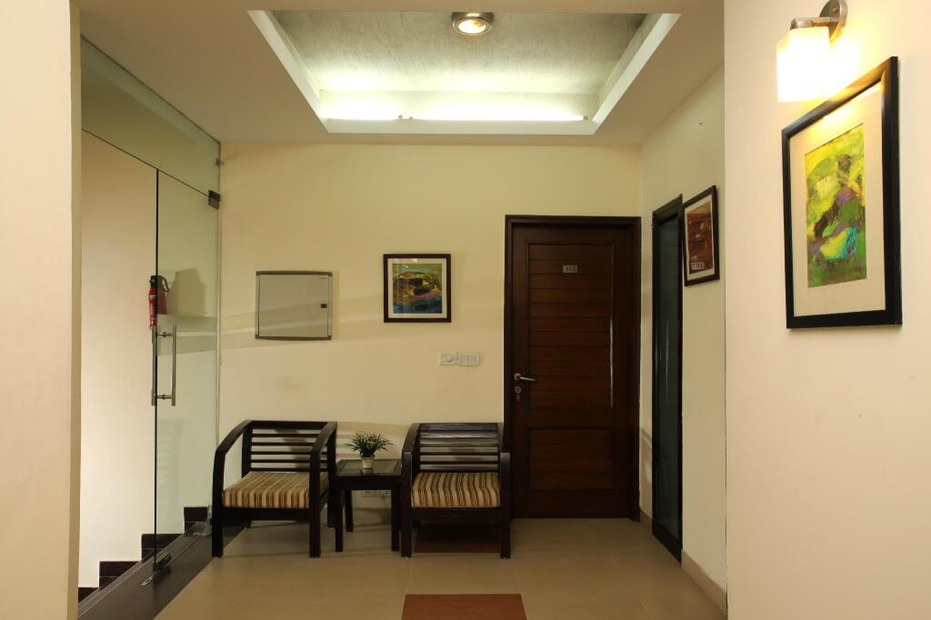 Гуруграм: Ahuja Residency Parklane