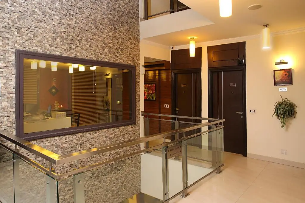 Гуруграм: Ahuja Residency, Dlf Phase II