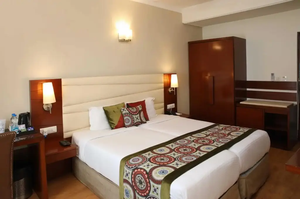 Нью-Дели: Ahuja Residency, Sunder Nagar