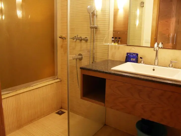 Фаридабад: K Hotel