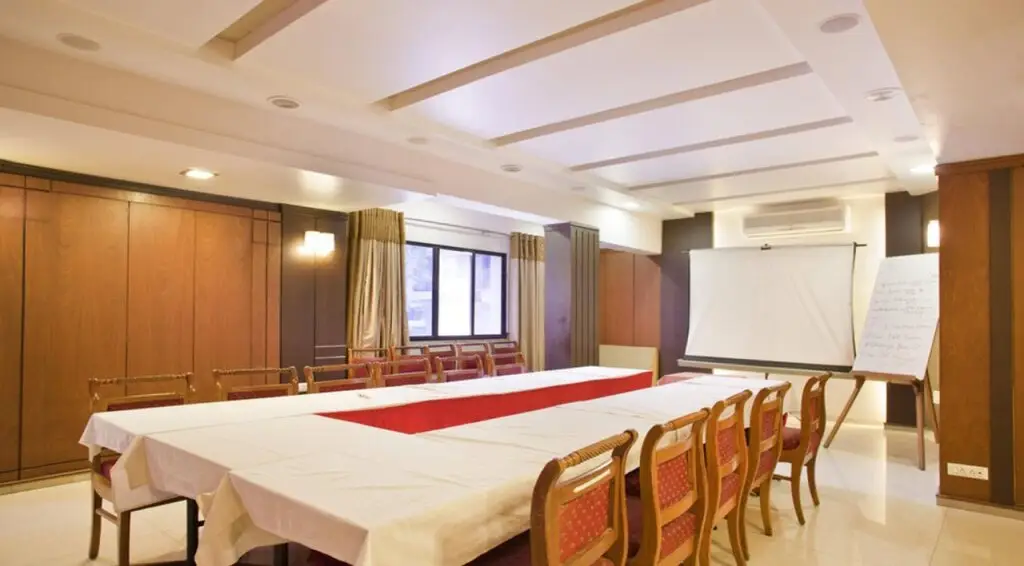Ахмедабад: Hotel Kanak