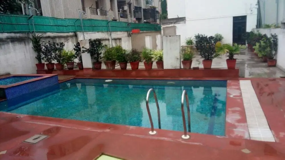 Джайпур: RnB Select Jaipur hotel