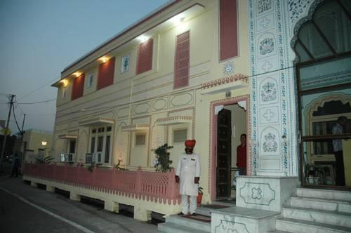 Джайпур: Mahar Haveli ( A Heritage Home )