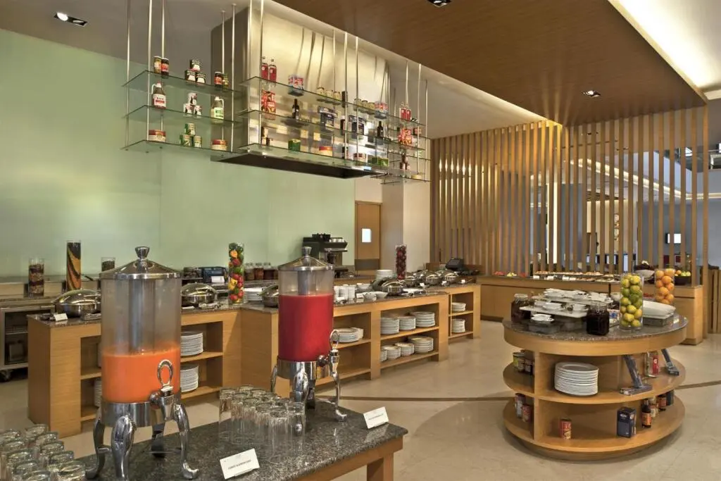 Пуна: Four Points by Sheraton Hotel & Serviced Apartments, Pune