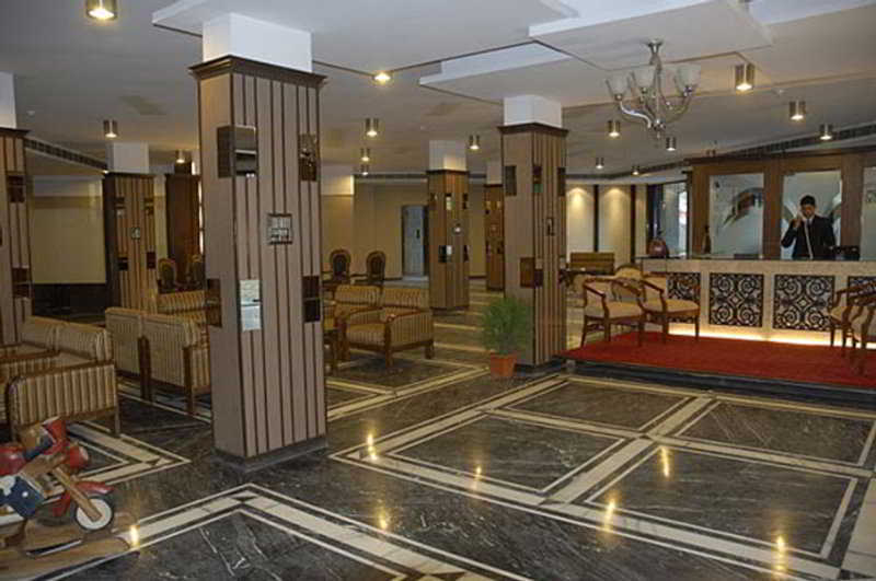 Манали: The River Crescent Resort