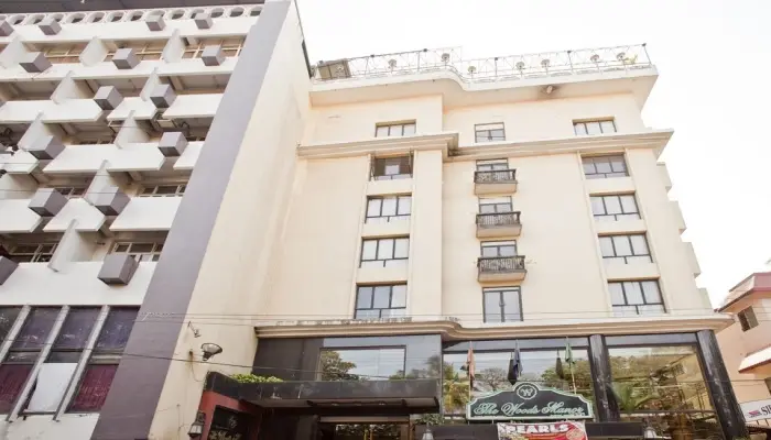 Коччи: The Woods Manor MG Road