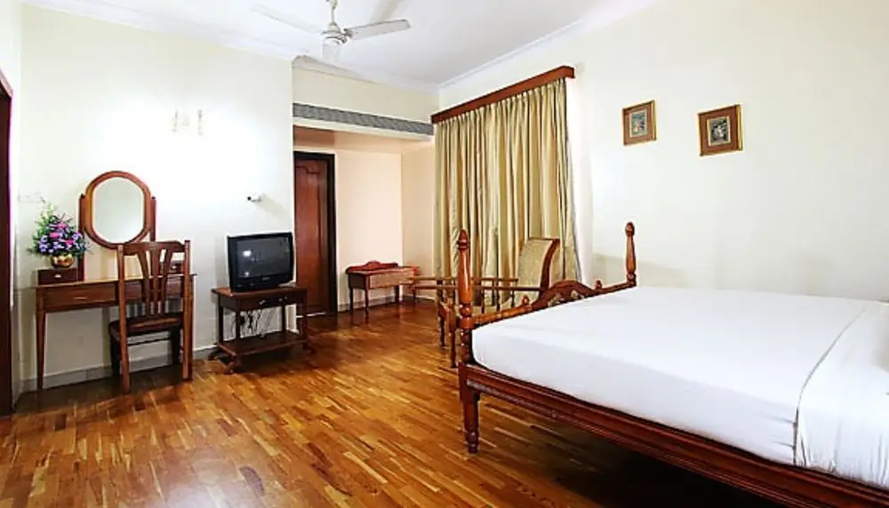 Коччи: The Woods Manor MG Road