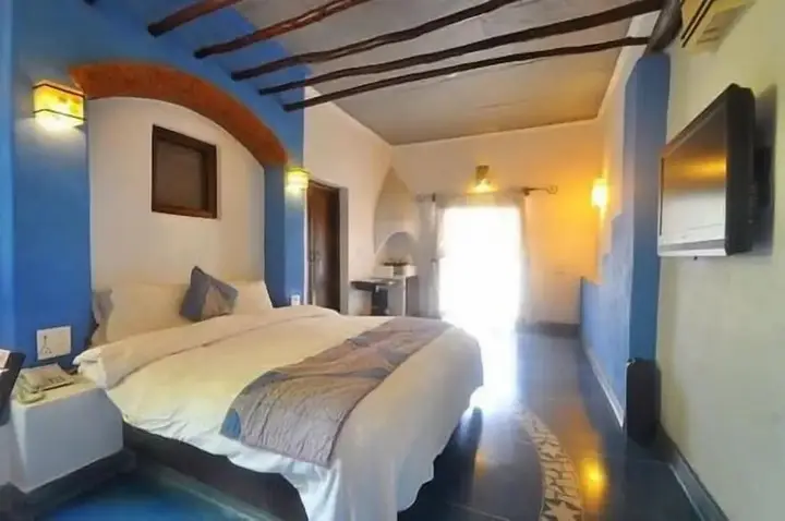 Бага: Mykonos Blu