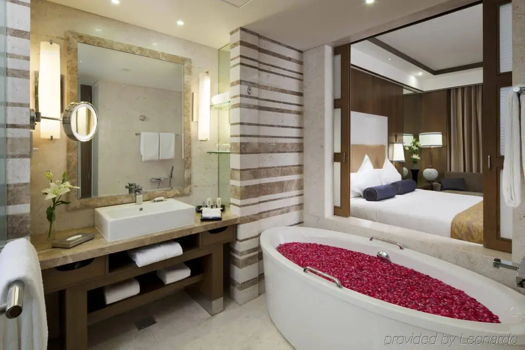 Нью-Дели: Crowne Plaza Hotel New Delhi Okhla by IHG