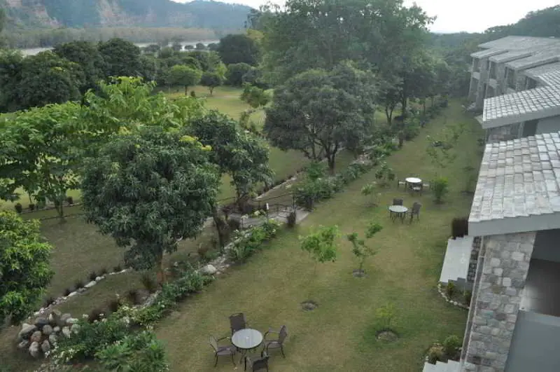 Наинитал: Aranya Safari Resort - The Corbett National Park