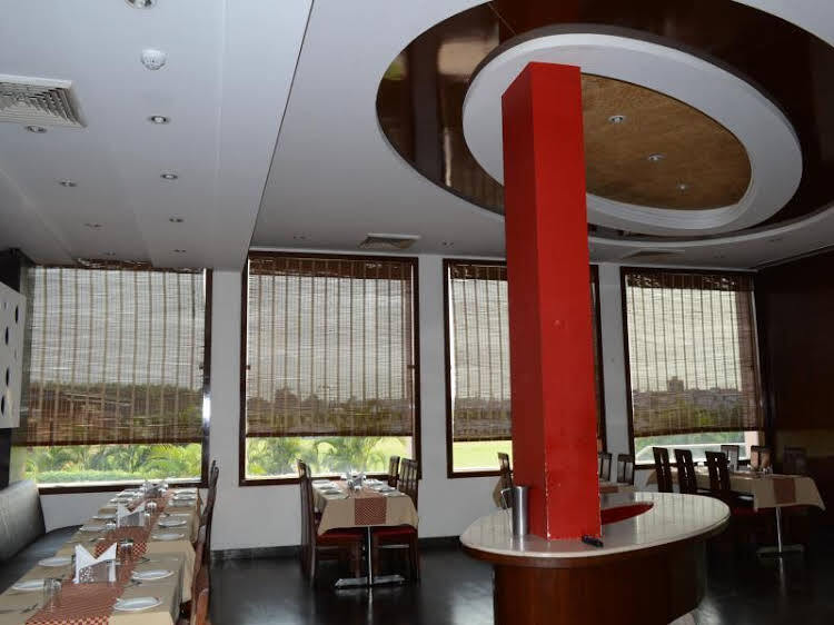Барейлли: Sobti Continental Bareilly