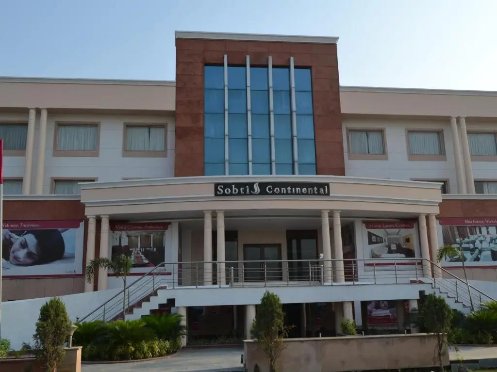Sobti Continental Bareilly — фото 1