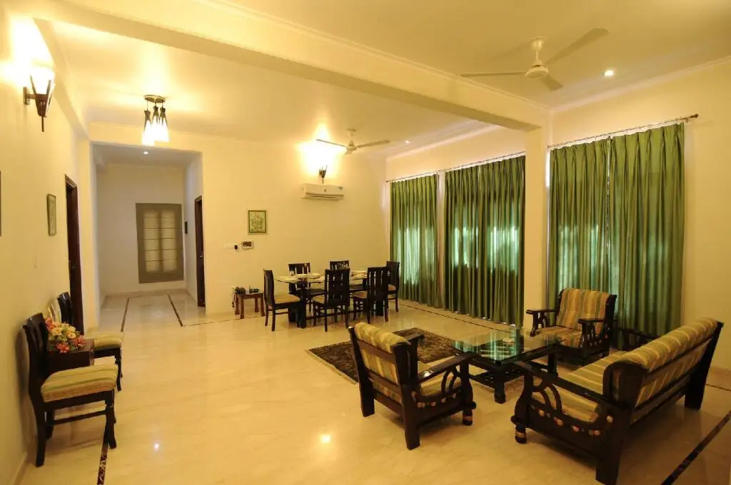 Джайпур: Geetanjali Luxury Suites