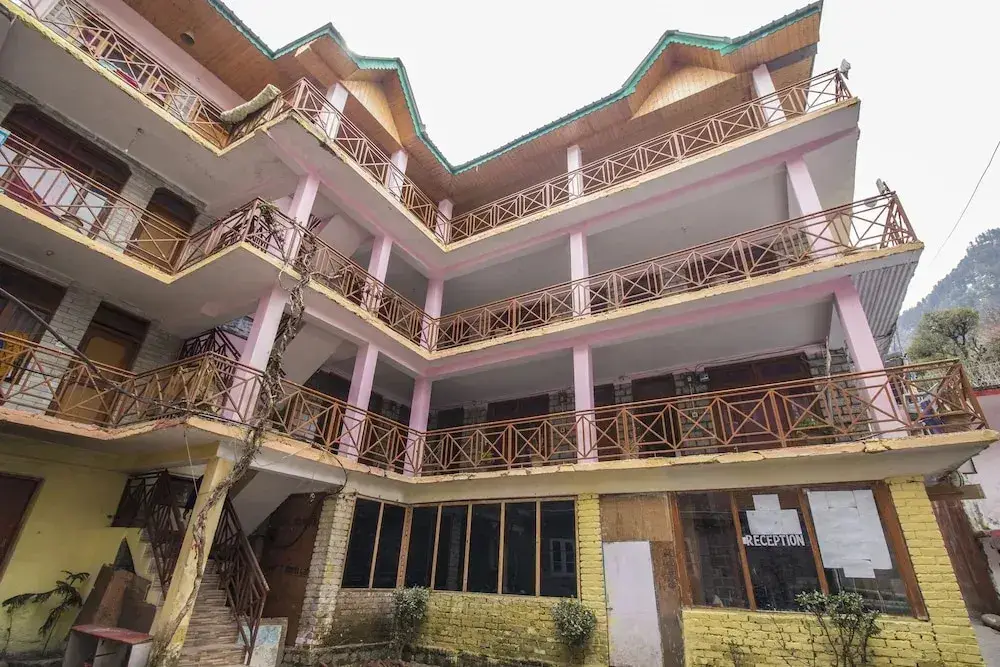 Манали: Giriraj Guest House