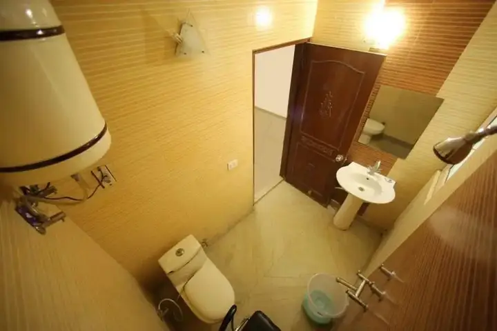Нью-Дели: Hotel Shalimar