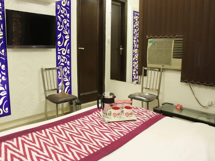 Нью-Дели: Hotel Sawera International