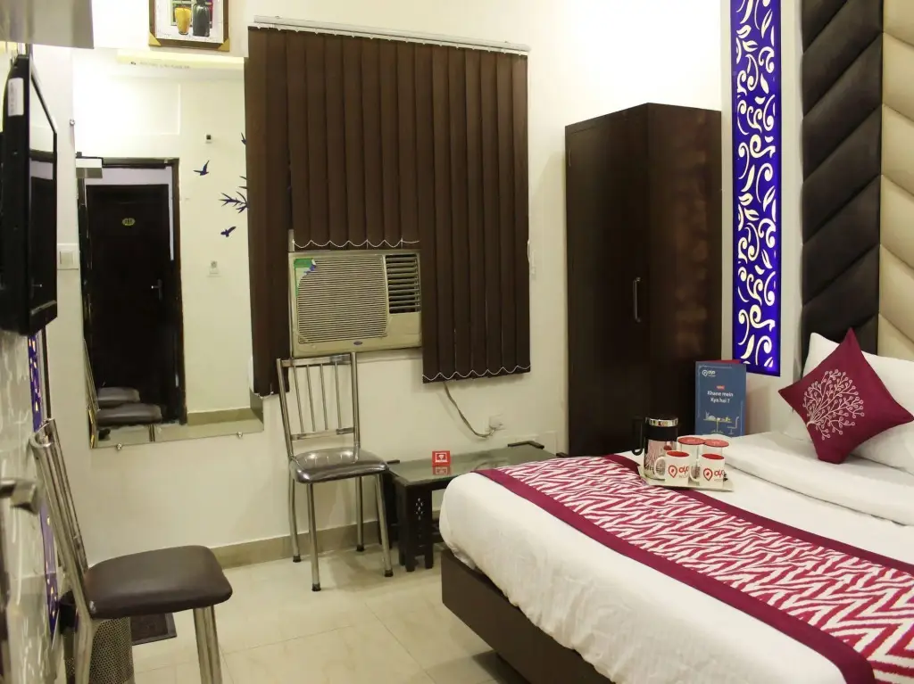 Нью-Дели: Hotel Sawera International