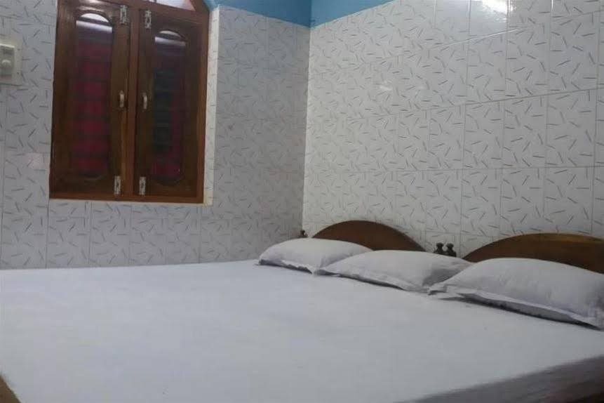 Пури: Hotel Suv Palace
