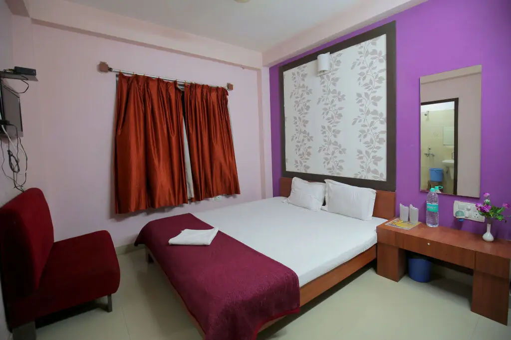 Пури: Hotel Pushpa - Berries Group of Hotels