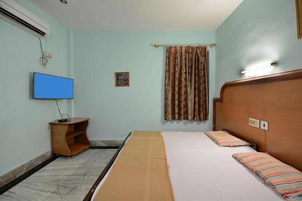Бхубанешвар: Hotel Janpath