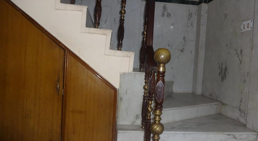 Нью-Дели: Priyanka Guest House