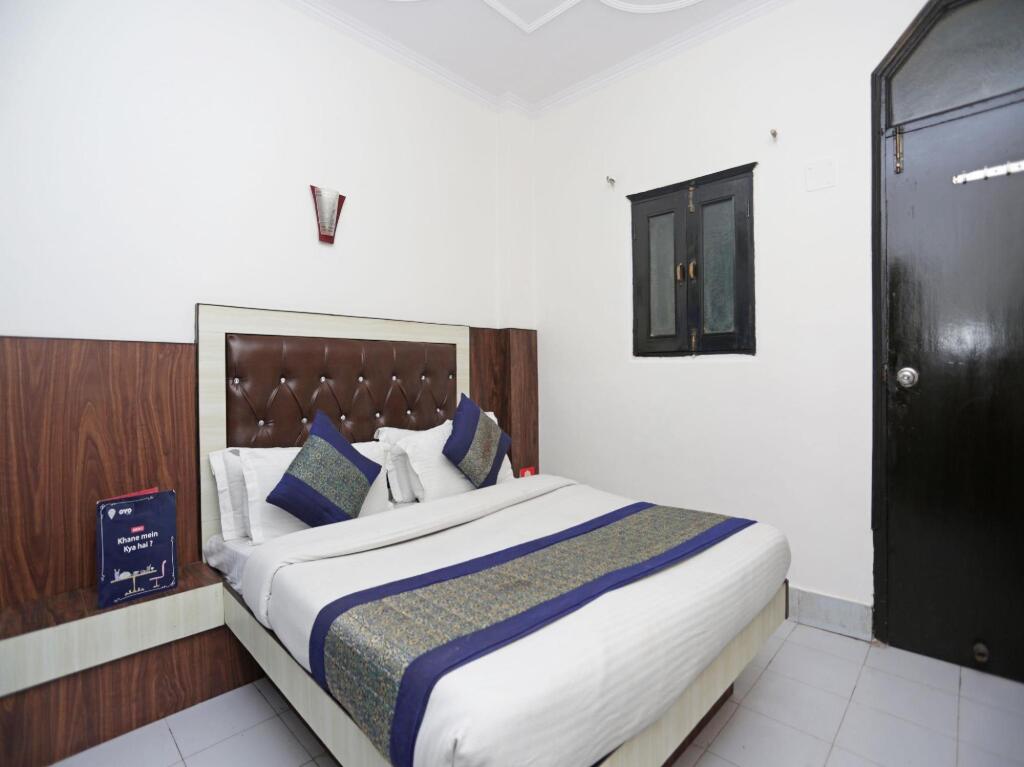 Нью-Дели: ADB Rooms Neelam Palace
