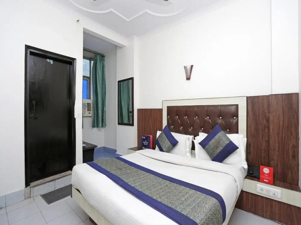Нью-Дели: ADB Rooms Neelam Palace
