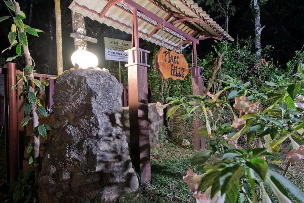 Какабе: Three Hills Coorg
