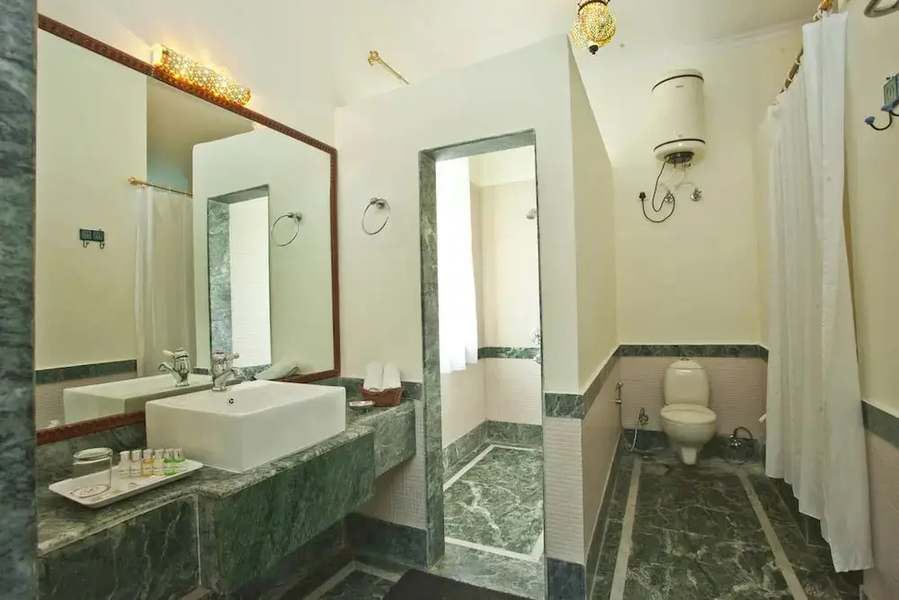 Навалгарх: Sara Vilas Hotel